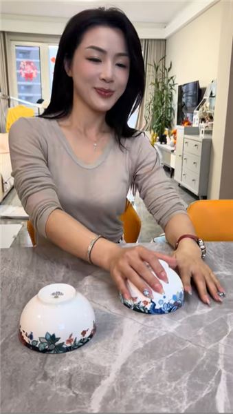我是小鮮肉，我和娟姐之間，是別人不懂的感情