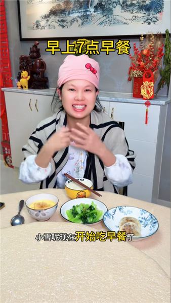 月子里才懂，一位貼心專業的月嫂，能化解家里大半育兒焦慮