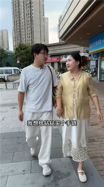 統一回復大家：我為什么選擇暫時停更，暫別鏡頭日常