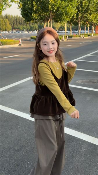 按照自己的喜好養女兒，擁有愛跳舞愛穿搭的安安，大概就是騙你生女兒的模樣
