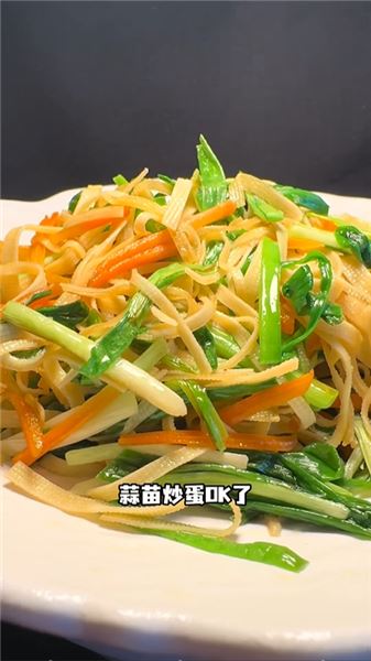 一個雞蛋挑戰十二道家常菜，一桌飯菜全靠它撐場面