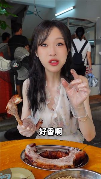我是蕙蕙：作為美食主播，這么能吃為什么還這么瘦，是假吃嗎？