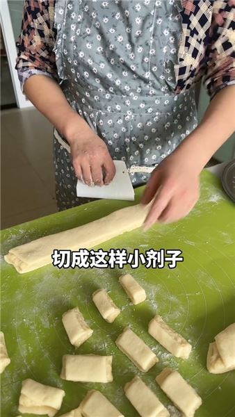 老式家常糖擰擰完整教程，外酥內甜藏著媽媽獨有的煙火味道