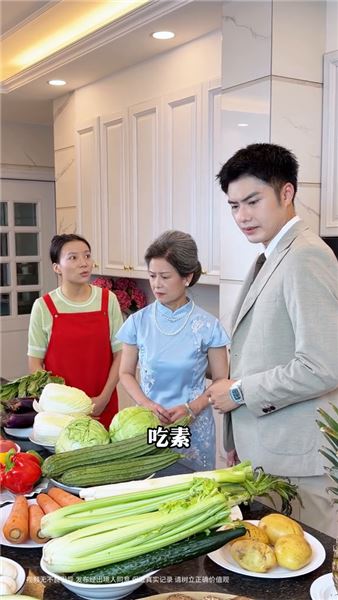 杭州好友遠道赴約，米姐一人操辦仿真全素家宴，心意才是宴席的靈魂