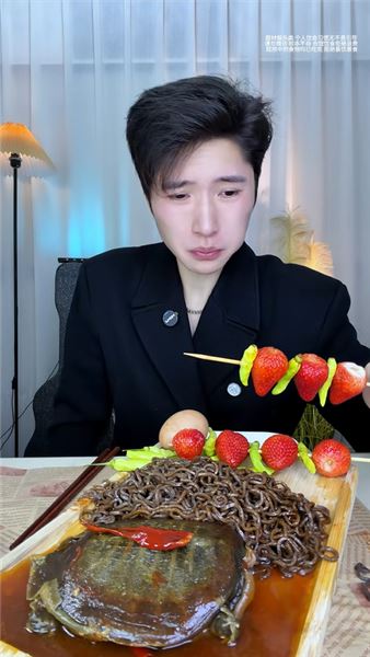 做不一樣的吃辣吃播，沒觸碰禁忌，為何總被舉報？