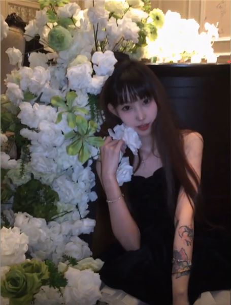 被罵又瘦又丑配不上鄧旋風！吳半飽一段話戳醒無數人