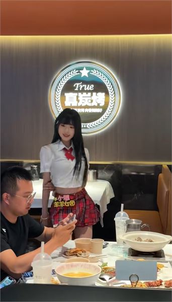 十八歲女團小雅，面對網上的爭議我想說