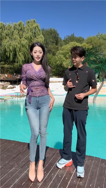 很多人問，二牛的老公憑什么能夠娶到二牛？