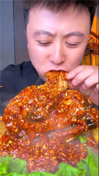 嘴里自帶魚刺分揀車間！吃魚大隊，只做真實吃播