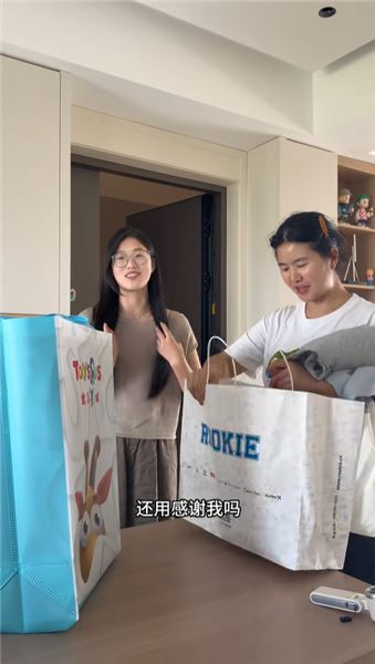 小張阿姨掏心窩跟大家澄清：不是被辭退，是我選擇回歸做自己孩子的媽媽