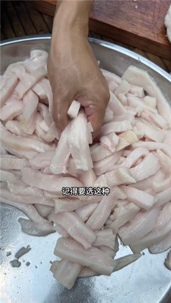 用豬板油做的老式水晶包，很多年輕人聽都沒聽過