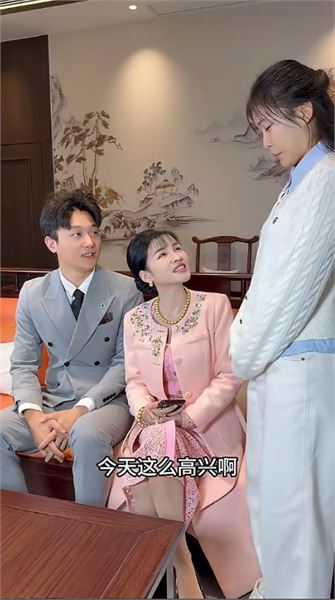 見證五金採購，屬於永軍與彩鈴的普通人婚戀溫柔瞬間