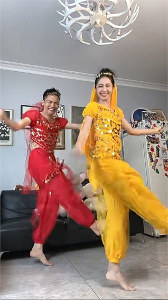 網友滿滿好奇：舞步默契、是否吵架、有沒有孩子一次說明